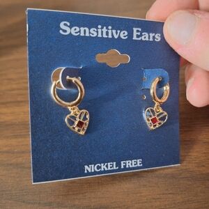 Heart shaped dangling earrings nickel free